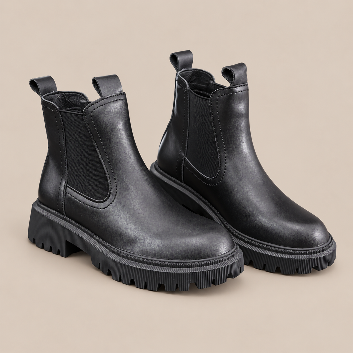 Liora | Winterstiefel Damen im Chelsea-Stil mit Profilsohle