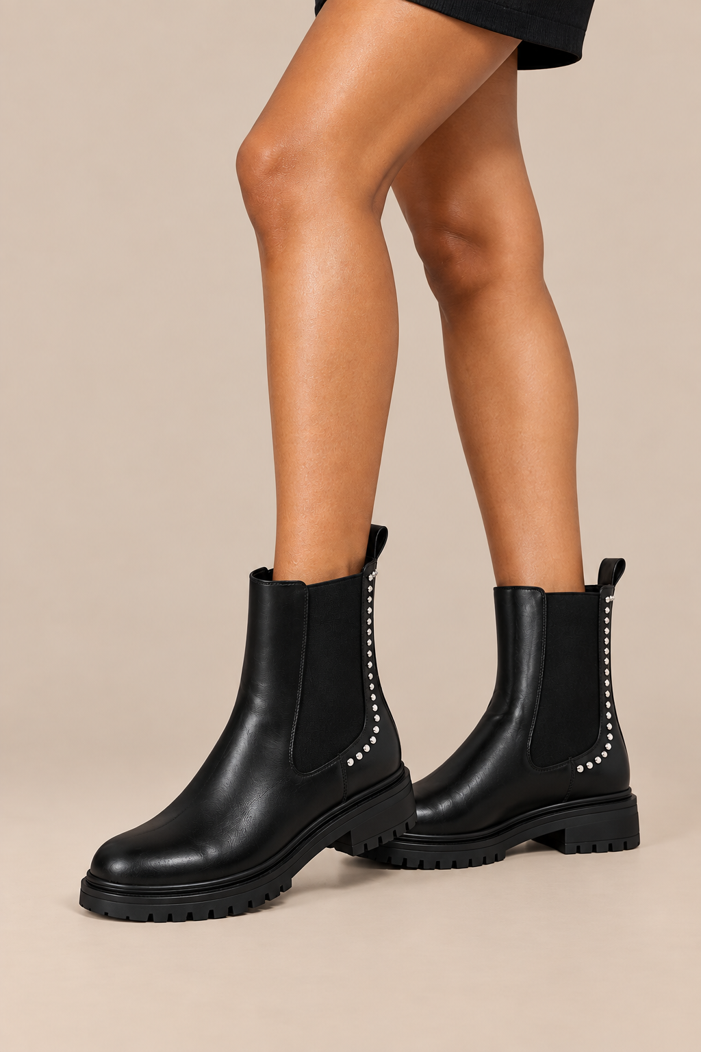 Aida | Chelsea Boots Damen mit Nieten und Profilsohle