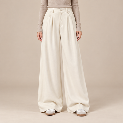 Annie | Cordhose Damen mit weitem Bein und Bundfalten
