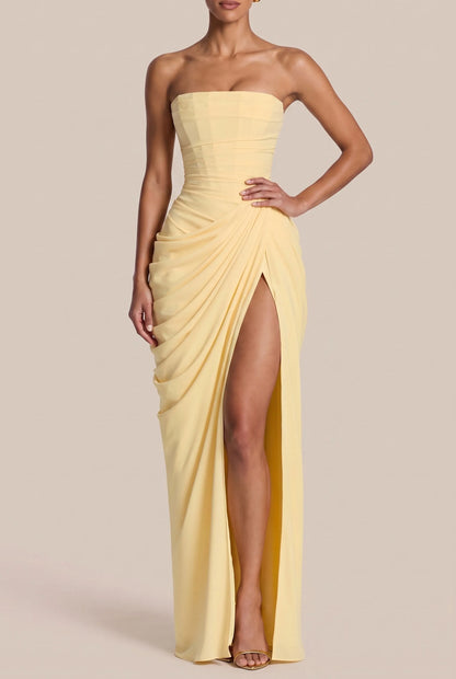 Caluva | Schulterfreies Bodenlanges Abendkleid Mit Schlitz