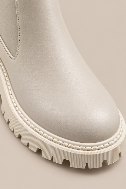 Crezel | Chelsea Boots Damen mit Nieten und Profilsohle