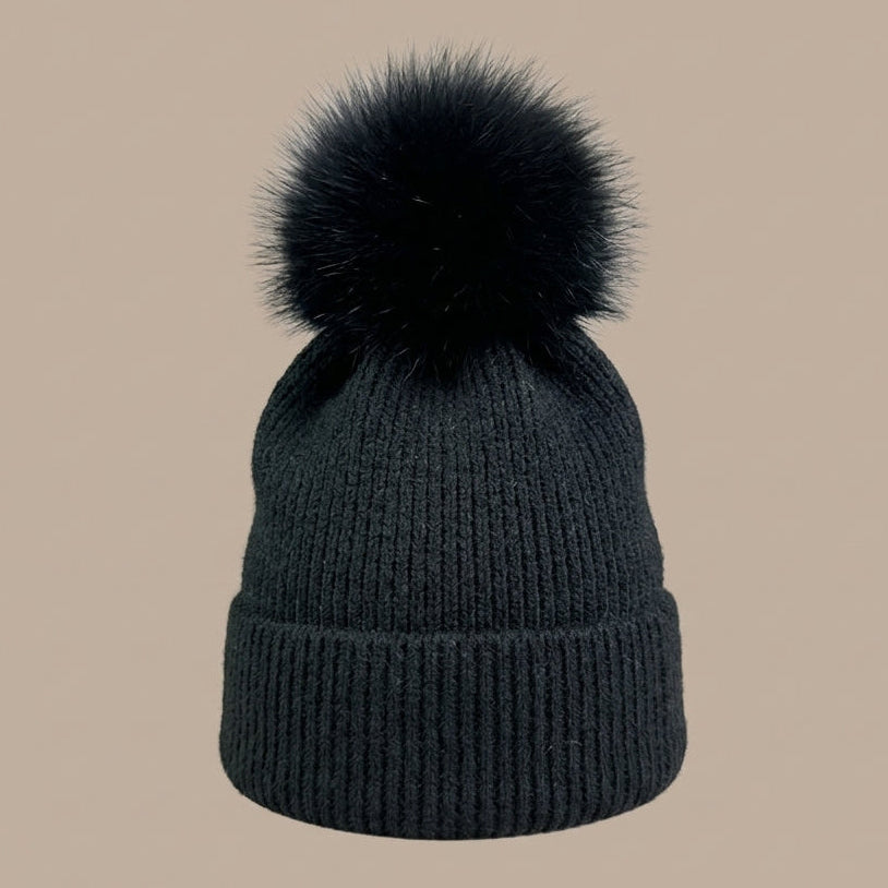 Darelle | Wintermütze mit Pompon und breitem Umschlag