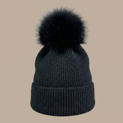 Darelle | Wintermütze mit Pompon und breitem Umschlag