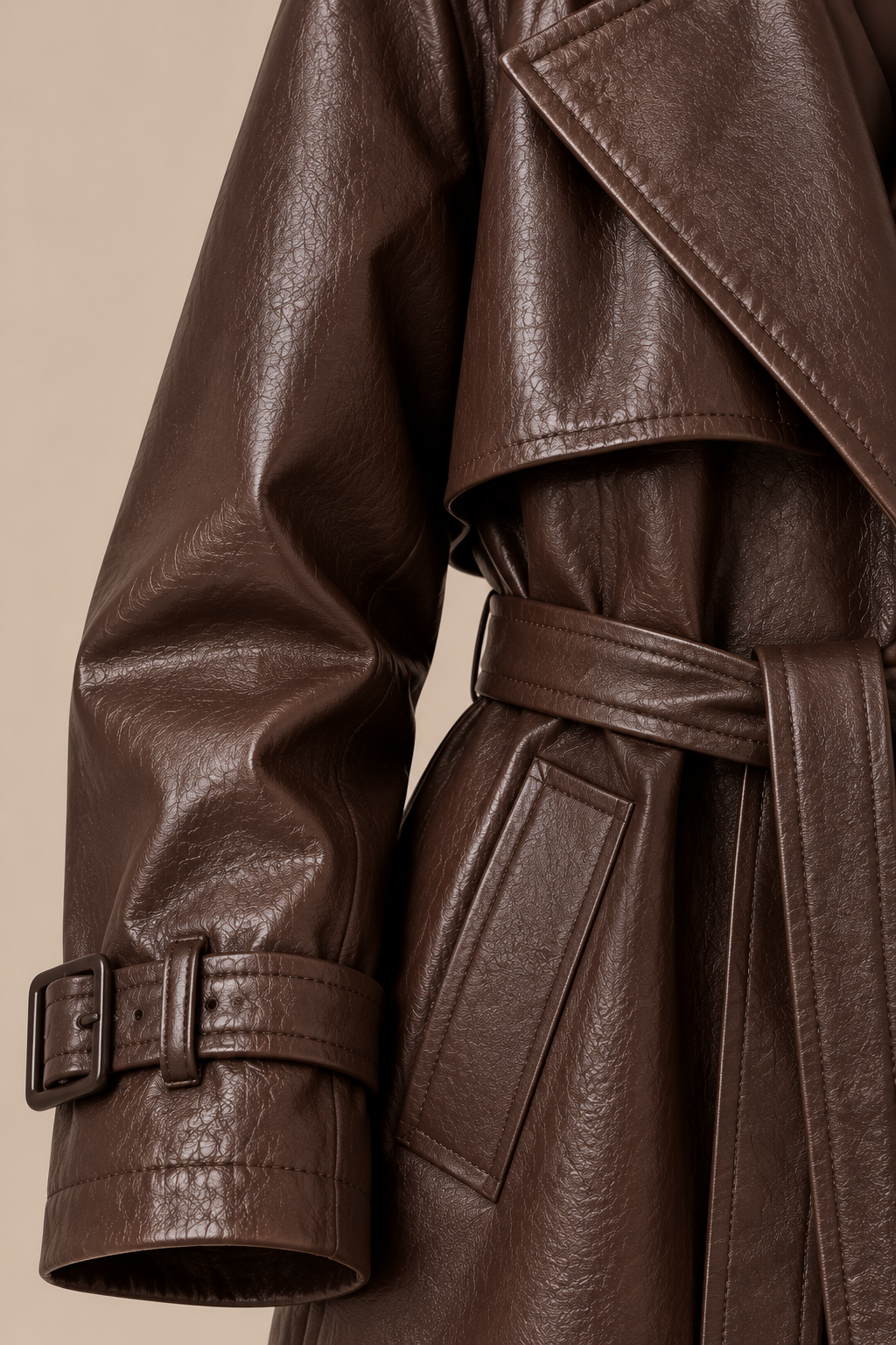 Demi | Trenchcoat Damen Lang in Lederoptik mit Bindegürtel