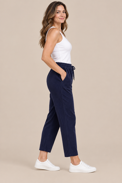 Edelyn | Cordhose Damen mit geradem Bein und Kordelzug