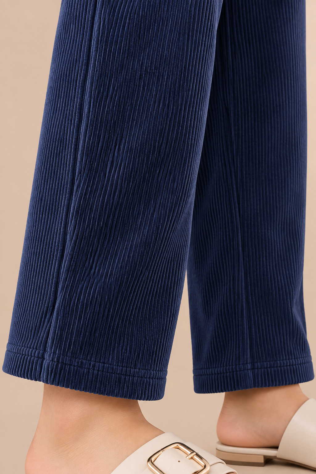 Edelyn | Cordhose Damen mit geradem Bein und Kordelzug