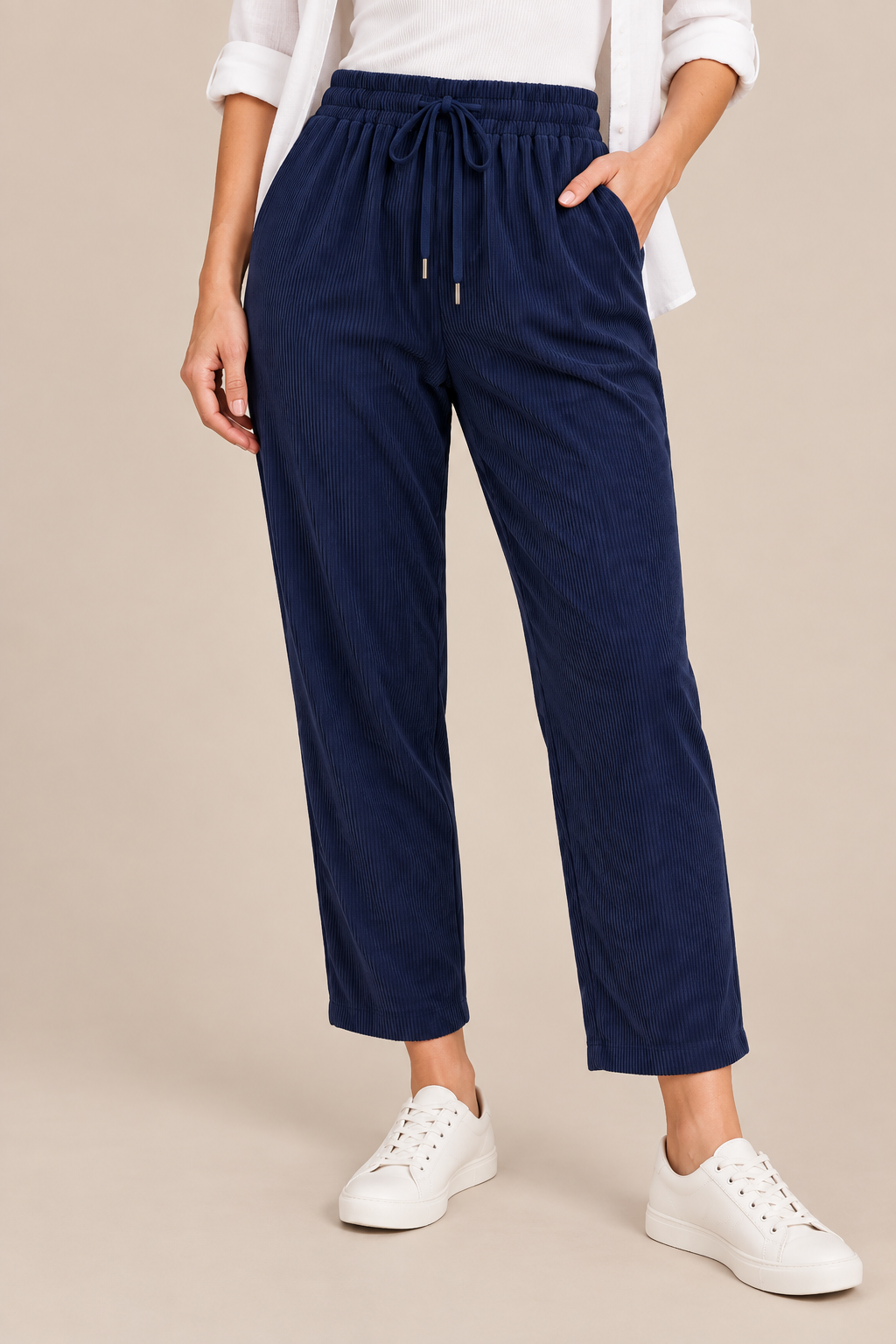Edelyn | Cordhose Damen mit geradem Bein und Kordelzug