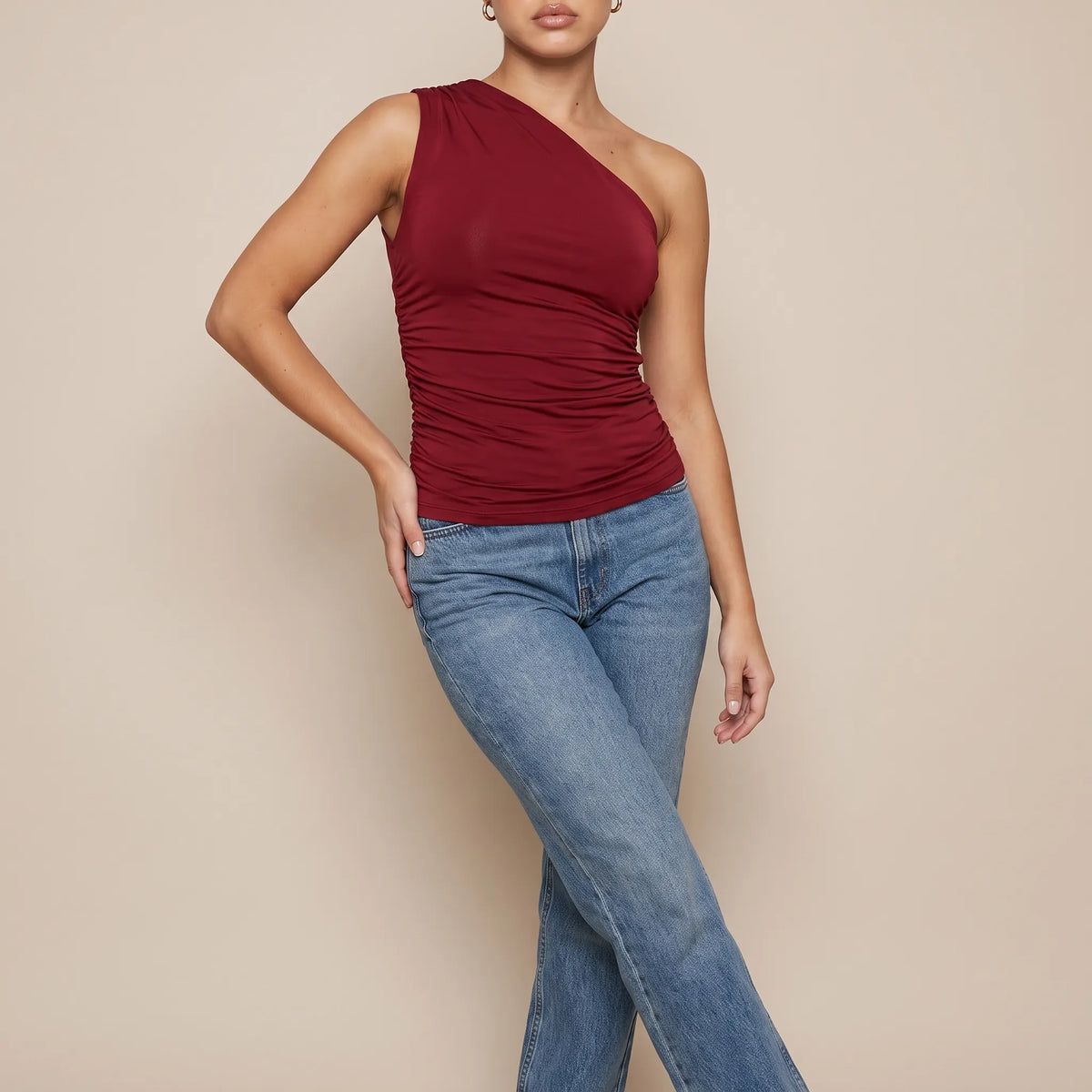 Eleventa | Elegantes One-Shoulder-Oberteil Mit Raffung