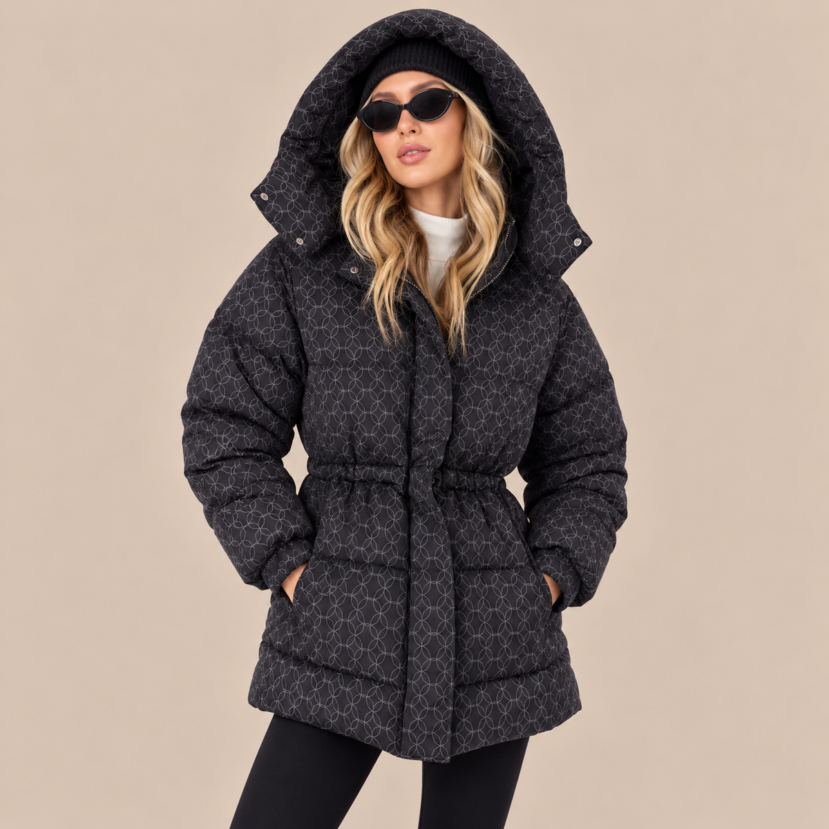 Elvessa | Leichte Steppjacke mit Muster und verstellbarer Taille