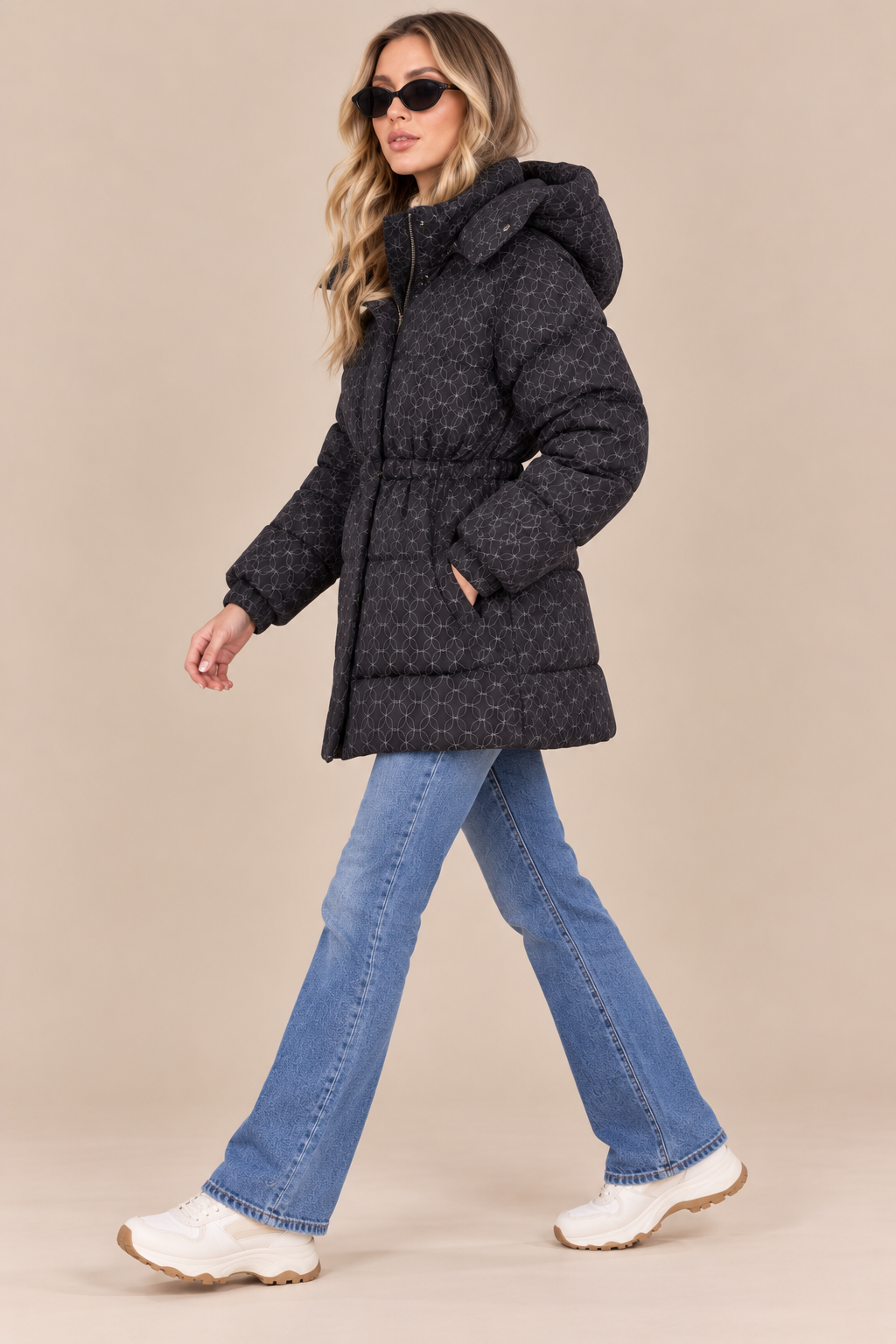 Elvessa | Leichte Steppjacke mit Muster und verstellbarer Taille