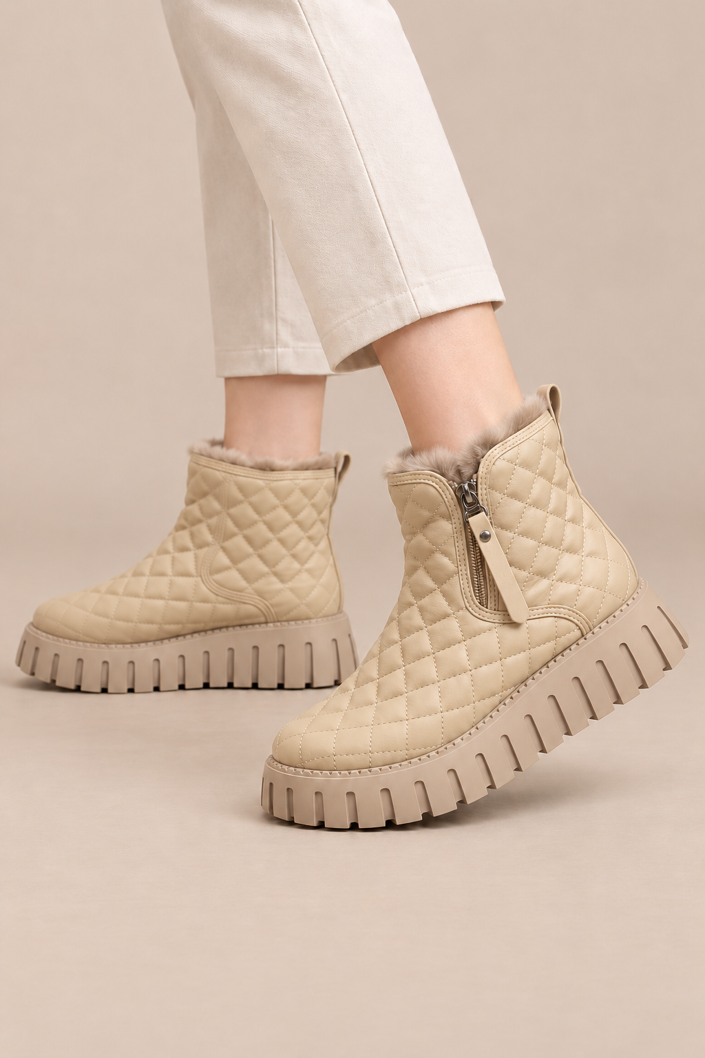 Grazel | Winterstiefel Damen mit Steppdesign und Plateausohle