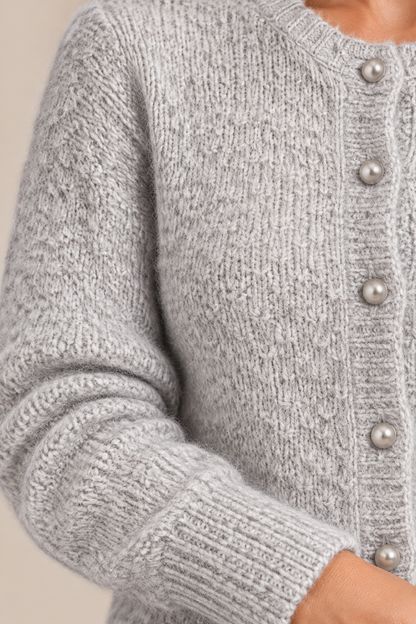 Jeralyn | Cardigan mit weicher Strickstruktur und Knopfleiste