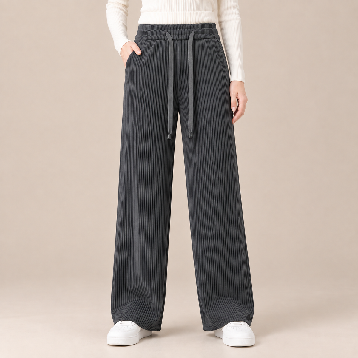 Kianna | Cordhose Damen mit weitem Bein und Kordelzug