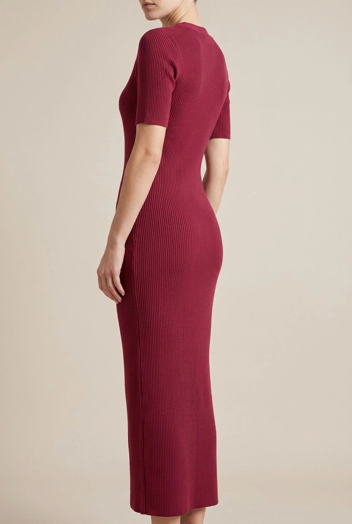 LuminaDress | Langes V-Ausschnitt Strickkleid