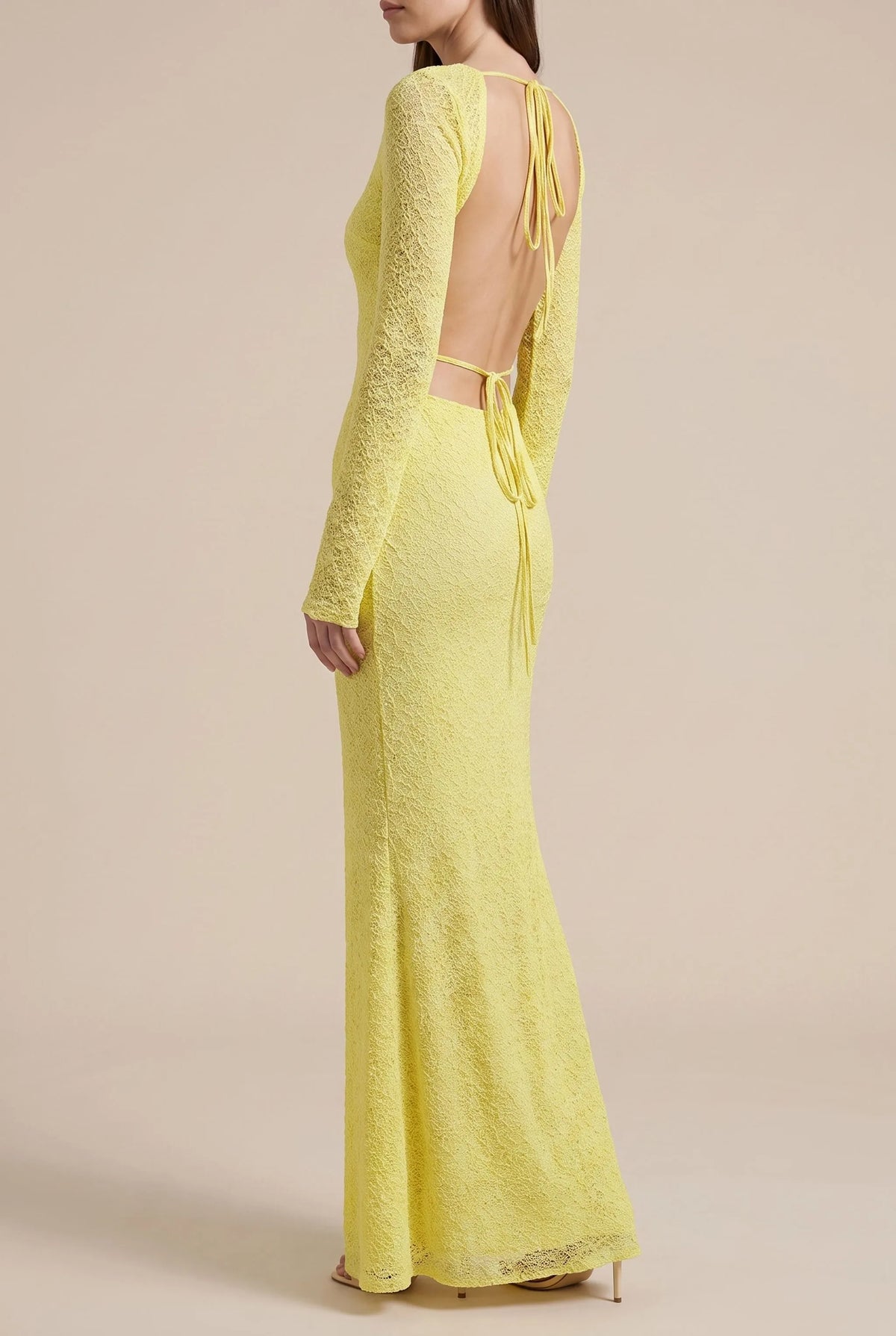 Lumiris | Gelbes Abendkleid Mit Tiefem Rückenausschnitt