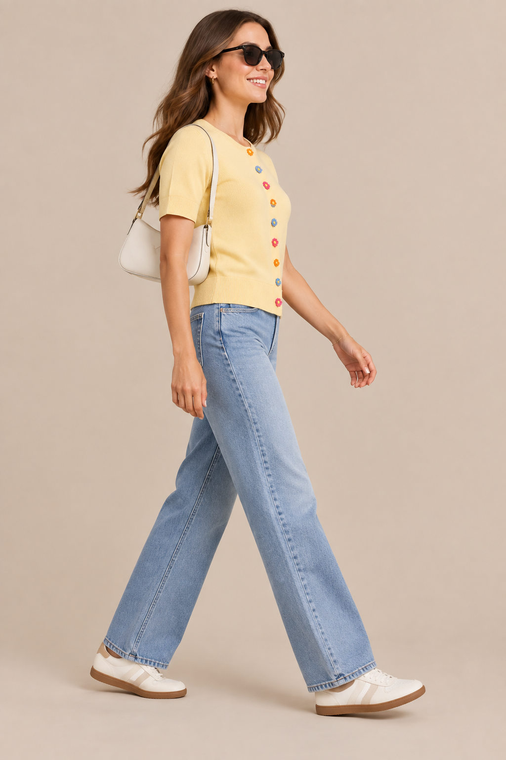 Mariel | Cardigan Damen Kurzarm mit Blumenknöpfen