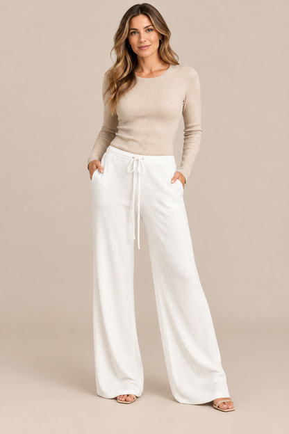 Mauricia | Cordhose Damen mit weitem Bein und feiner Corduroy-Struktur