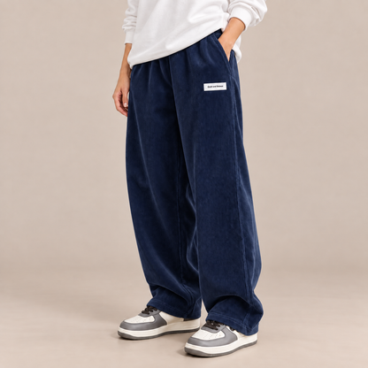 Nicolas| Cordhose Herren mit weitem Bein und Corduroy-Struktur