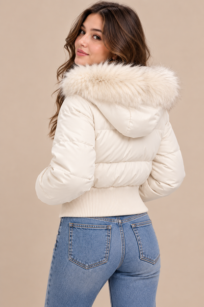 Nyelle | Winterjacke als kurze Steppjacke Damen