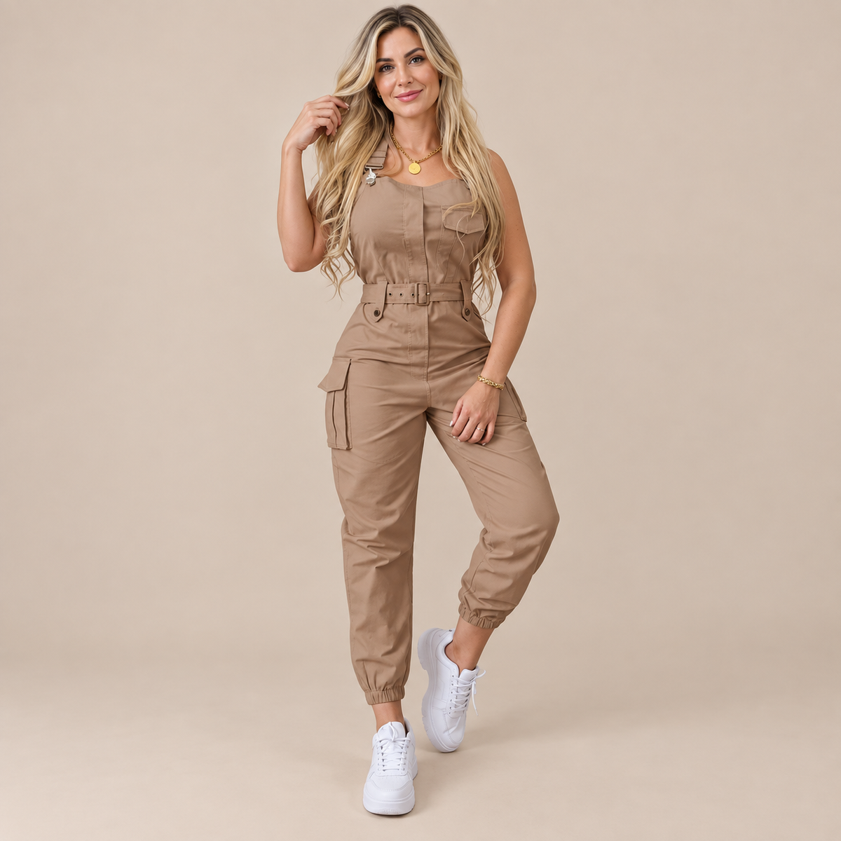 Seraphine | Feminine Latzhose für Damen mit Gürtel
