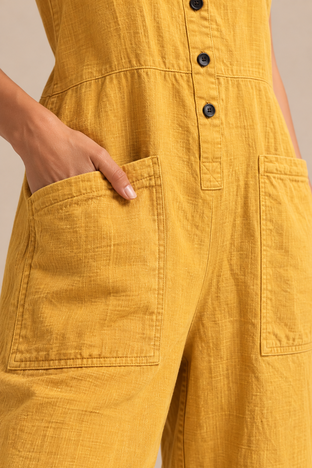 Shaina | Locker geschnittene Latzhose für Damen