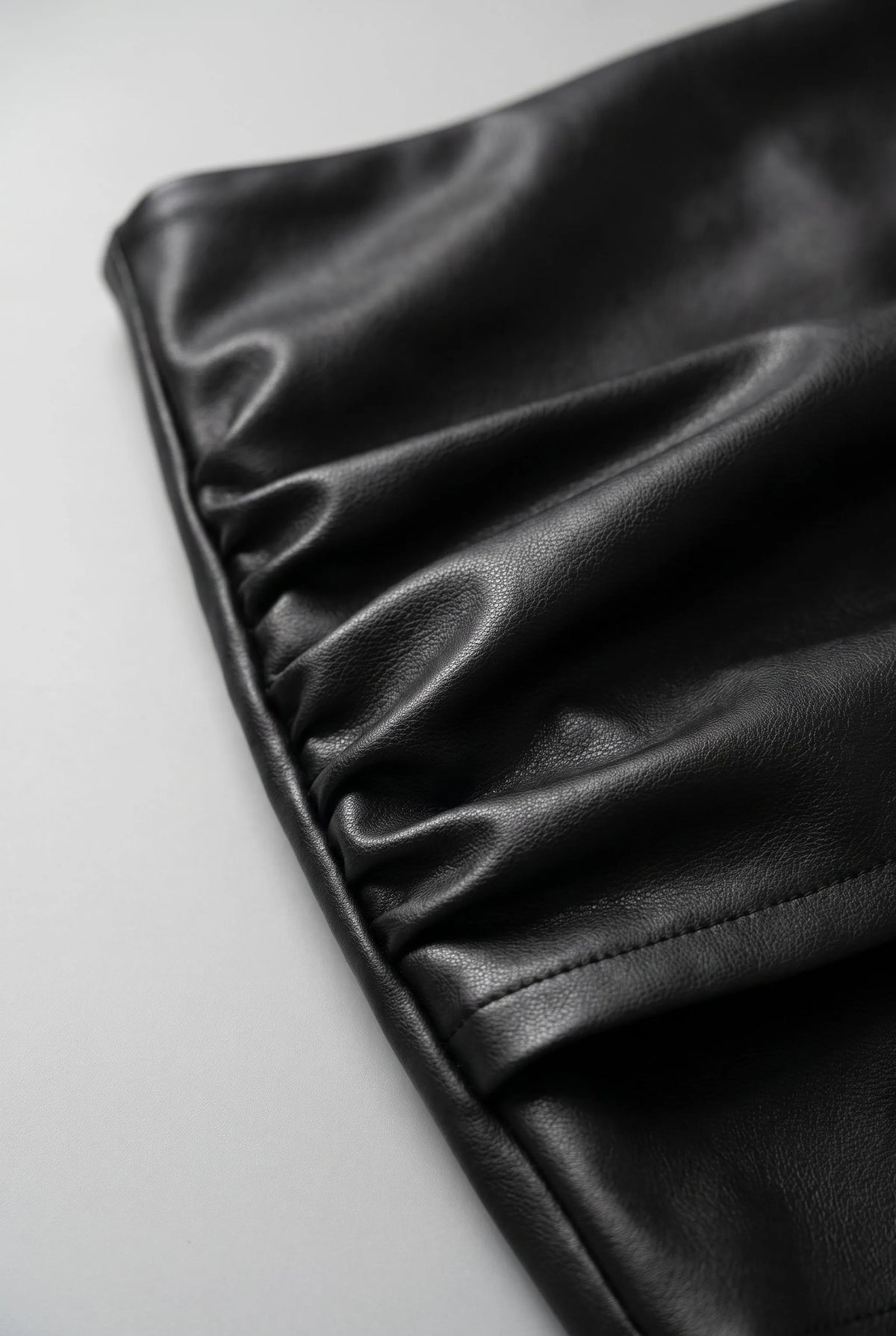 Silhueta | Kurzer Minirock Mit Asymmetrischem Saum