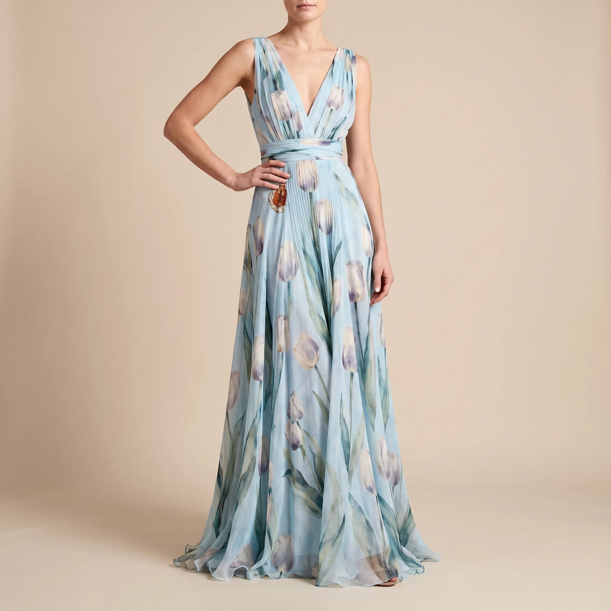 Tulania | Bodenlanges Abendkleid Mit Tiefem V-Ausschnitt