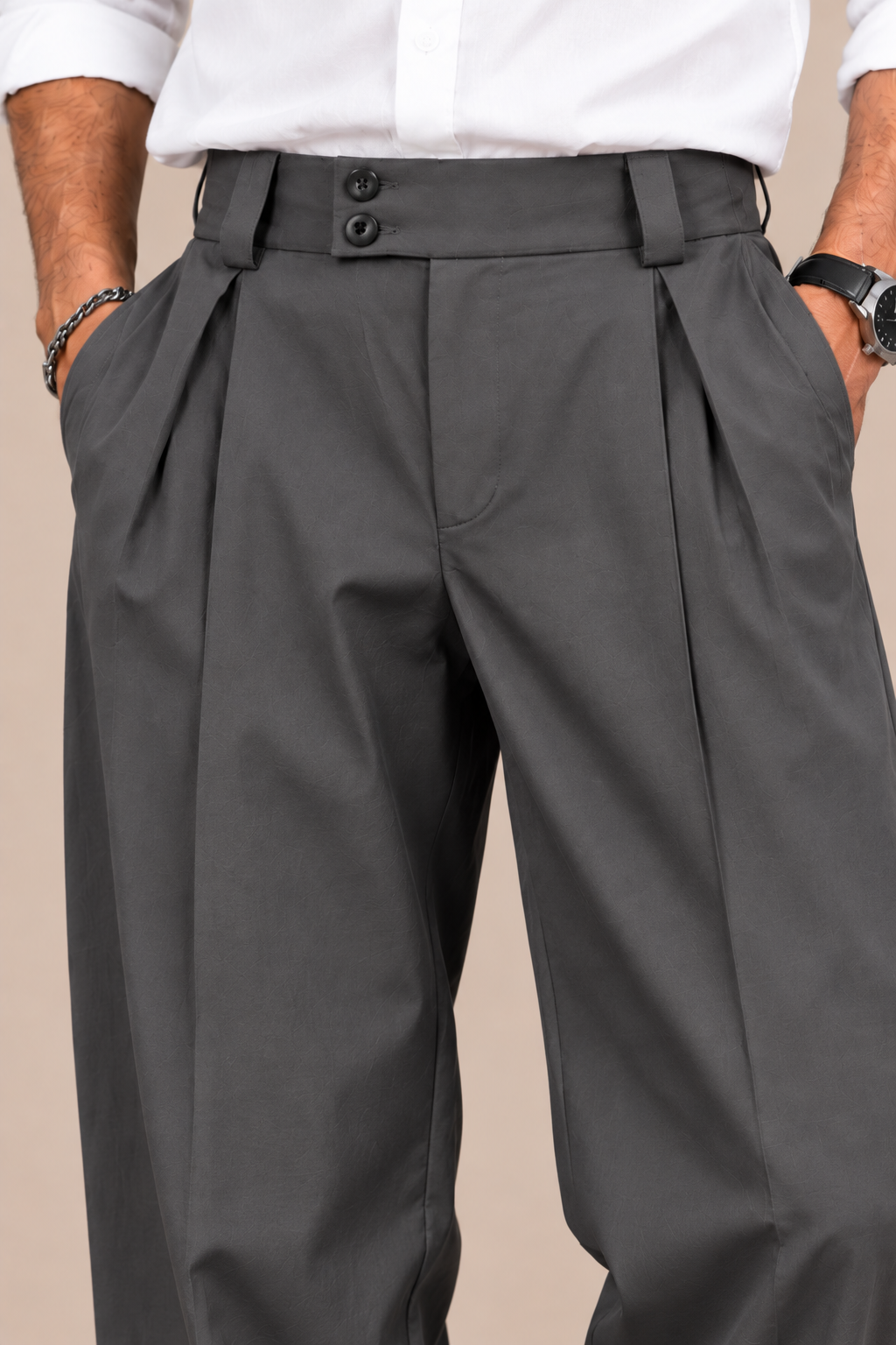 UrbanoPant | Moderne Weite Stoffhose