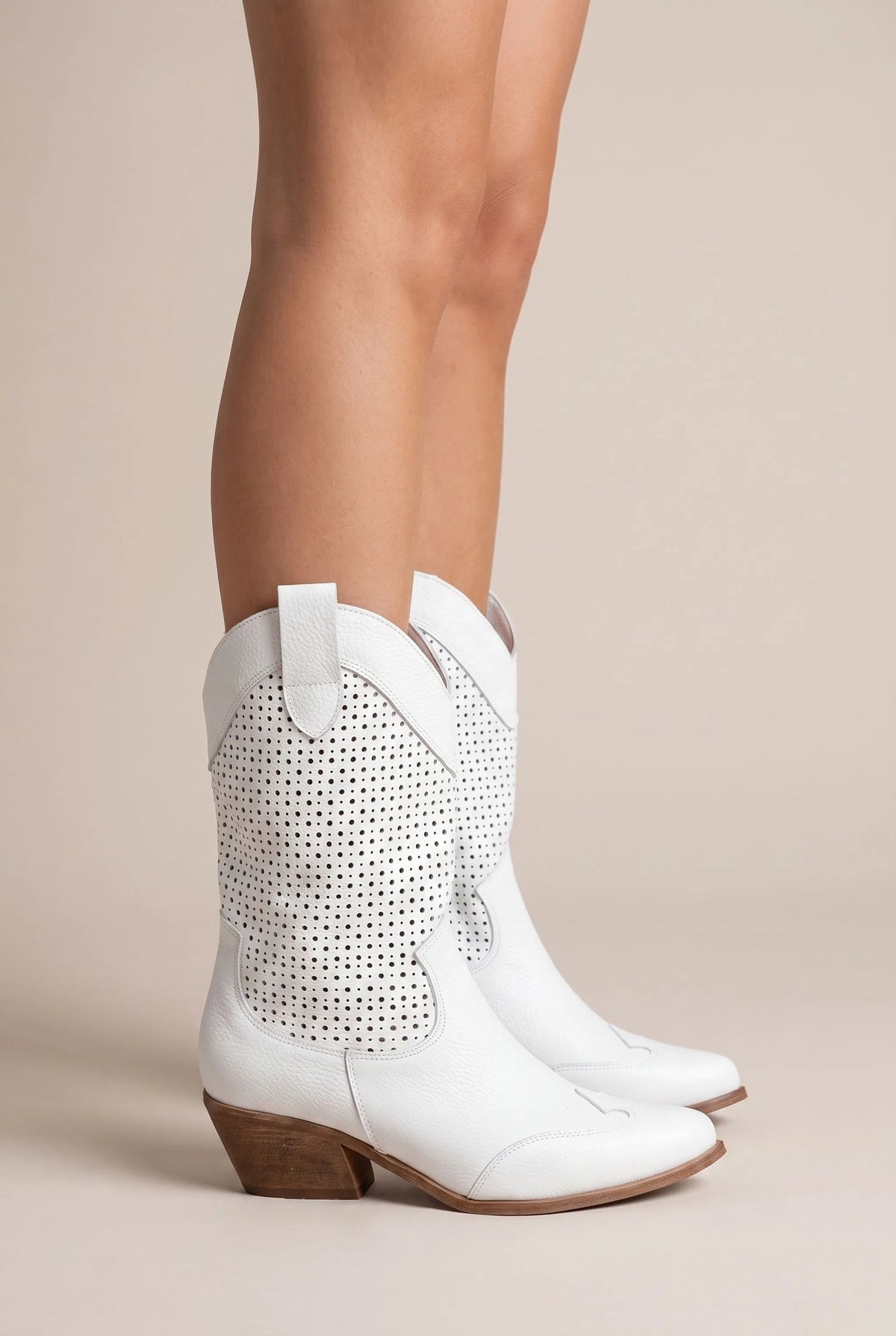 Ventora | Weiße Perforierte Cowboystiefel