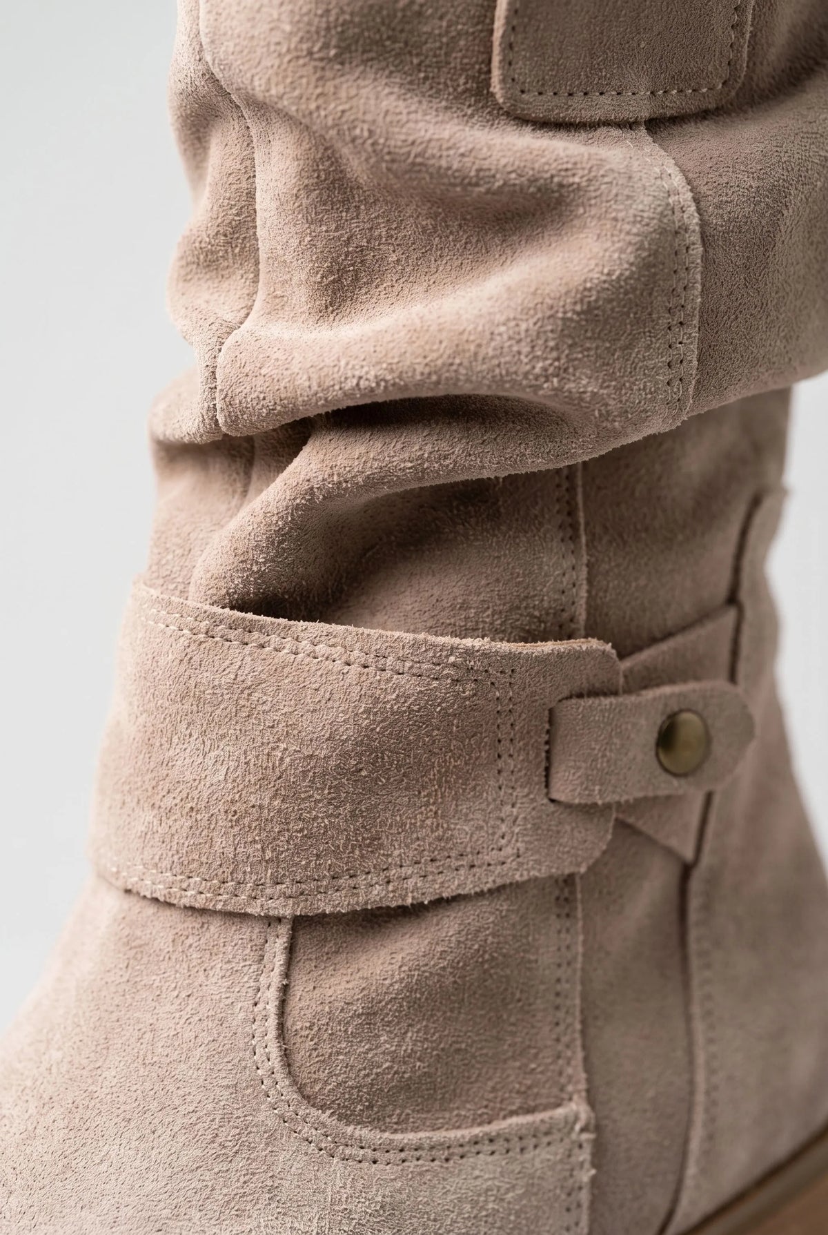 Vilma | Slouchy Boots Damen flach mit gerafftem Schaft