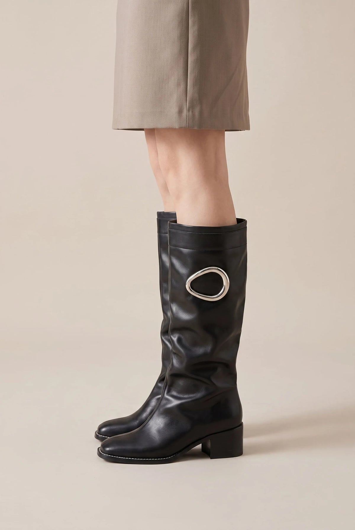 Vionet | Lässige Kniestiefel Mit Breitem Absatz