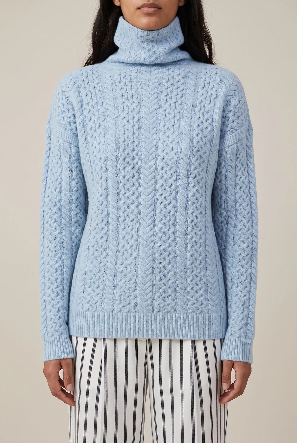 WinterWarmth | Lockerer Rollkragenpullover Mit Zopfmuster