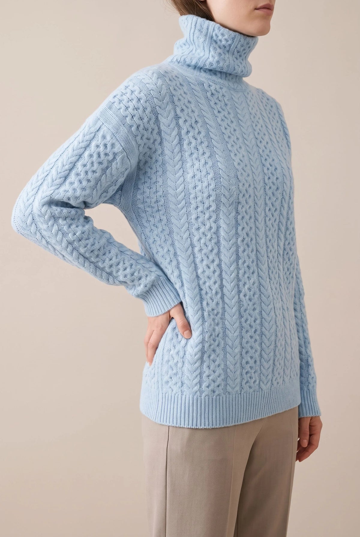 WinterWarmth | Lockerer Rollkragenpullover Mit Zopfmuster