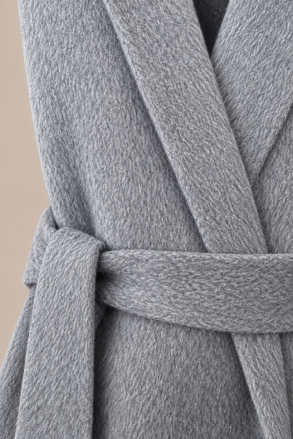 Zenaida | Wintermantel Damen mit Gürtel und weichen Ärmelabschlüssen