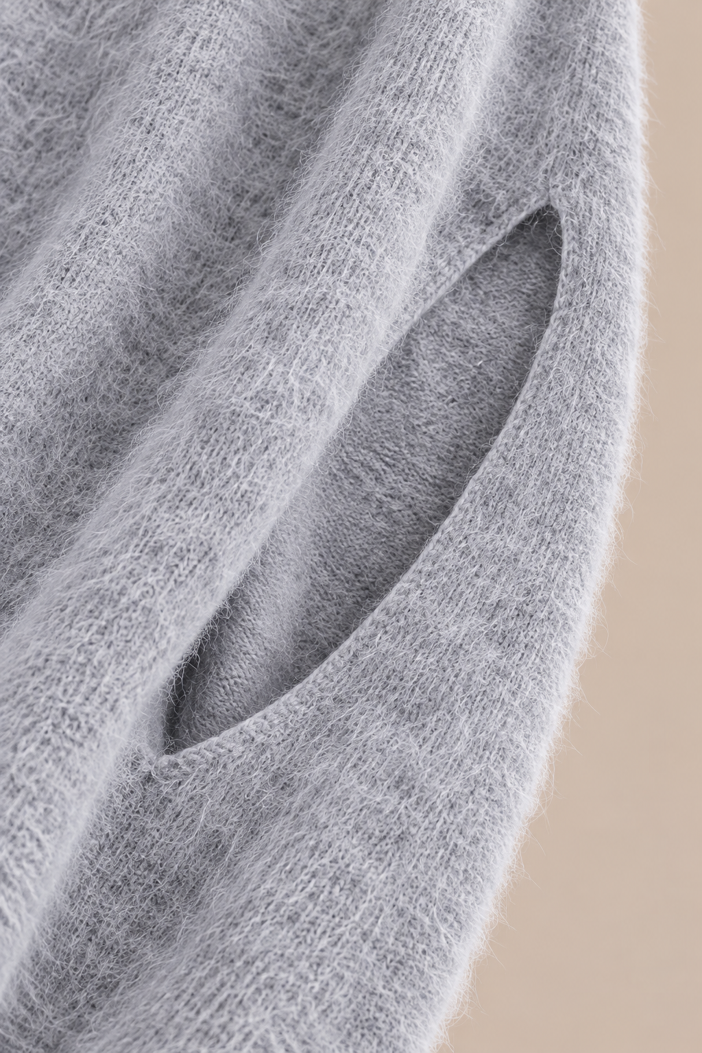 Zenya | Wollpullover Damen im weichen Poncho-Stil