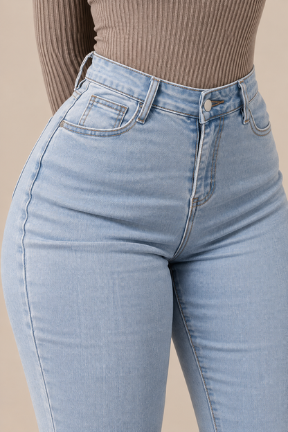 Zoey | Jeans Damen mit hoher Taille und ausgestelltem Bein
