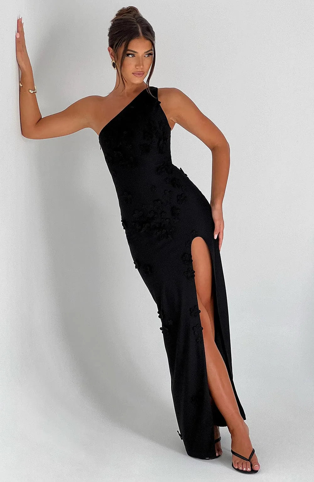 Rosalie | Damen Elegantes Asymmetrisches Maxikleid mit 3D-Blüten