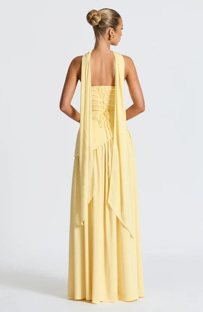 Selina | Damen Elegantes Tailliertes Maxikleid mit asymmetrischem Saum