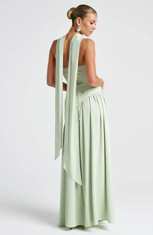 Selina | Damen Elegantes Tailliertes Maxikleid mit asymmetrischem Saum