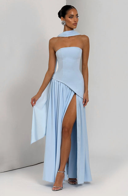 Selina | Damen Elegantes Tailliertes Maxikleid mit asymmetrischem Saum