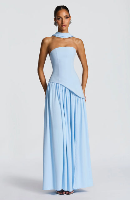 Selina | Damen Elegantes Tailliertes Maxikleid mit asymmetrischem Saum